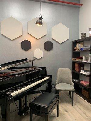 Piano lessons room