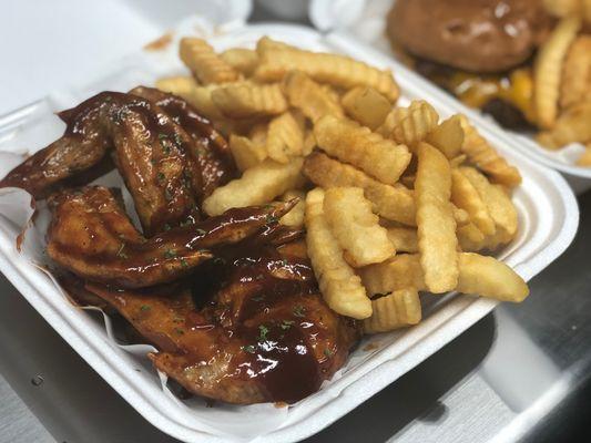 10 Tangy BBQ wings and regular crinkle cut fries