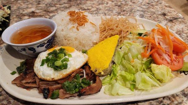 Charboiled pork rice plate