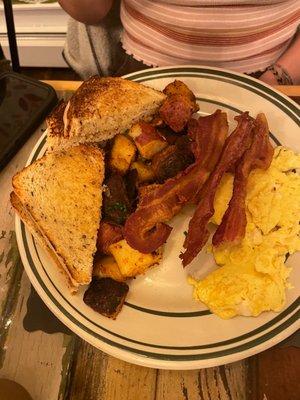 Eggs, home fries, toast & bacon