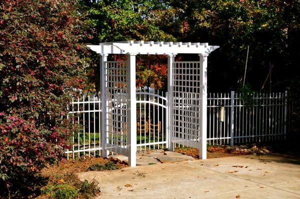 White Aluminum w/Arbor