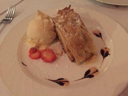 Apple strudel