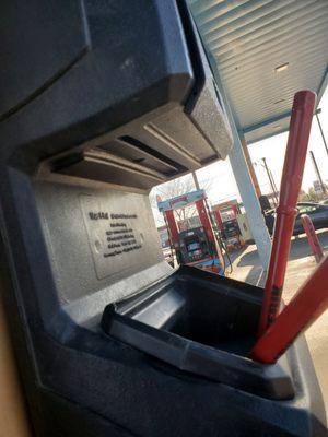 empty paper towels AGAIN, at all but 2 of the dispensers :(