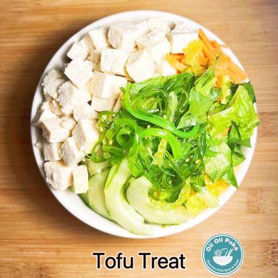 Tofu Treat
Organic tofu, romaine lettuce, cucumber, seaweed salad, carrot, sweet corn, miso, japenese shoyu