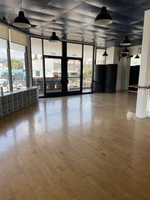 Beautiful group class space in Beverly Grove