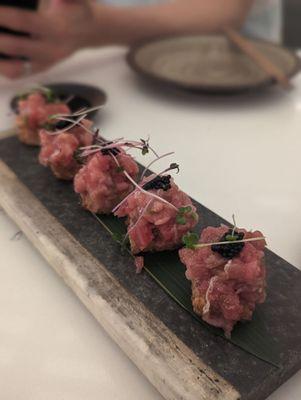 Toro tartare on crispy rice