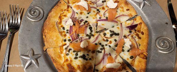 Smoked Salmon pizza