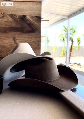 1000x Stetson and 500x American hat