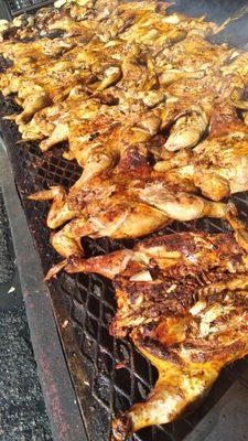 New chicken business in El Sereno! $20 gets you whole chicken, tortillas, rice, beans, salsa, cebolla asada y jalapeño asados.