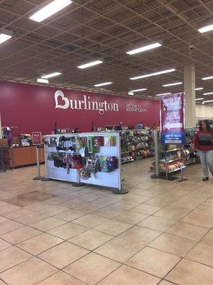 Burlington Coat Factory of South Attleborough -- South Attleborough Square : 275 Washington Street / Route 1, Attleborough         Interior