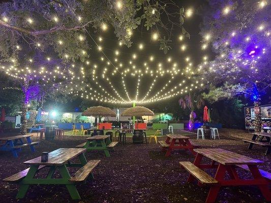 The spot where we're located has gorgeous lights & picnic tables