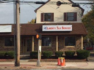 Main Street Insurance shares office space with our tax service, Liberty Tax.