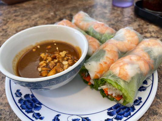 Shrimp rolls