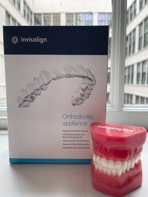 We are an Invisalign provider and offer both Invisalign orthodontic treatment and Vivera retainers.