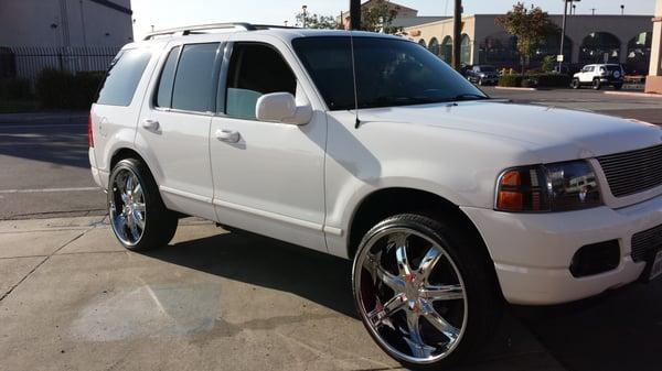 Happy customer on 24" rims & tires. Shout out to Chris & Christina from BV Tires