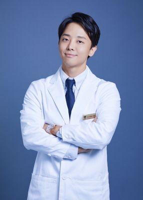 Dr Woo