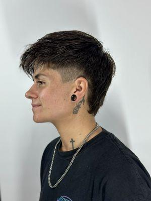 Design haircut salon in Raleigh