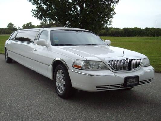 These LUXURY LIMOS are ideal for concert events, port a calls, ball games, or staying local for weddings, proms & dinner night out