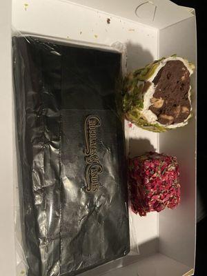 Dubai chocolate bar and Turkish delights