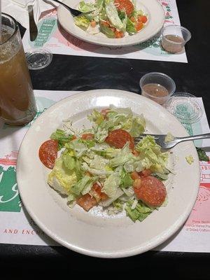 House salad with Italian dressing