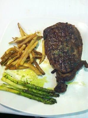 HRW 2013 Grilled Ribeye with Fries and Grilled Asparagus