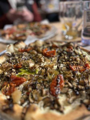 Mushroom pizza