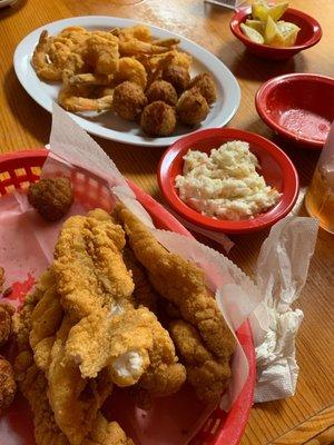 Catfish, hush pups , slaw,  and that Savanna sauce so delicious. I can't wait for another visit.. #bluedevils#hsh