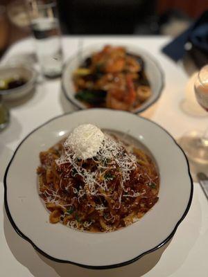 Spicy Neapolitan ragu and seafood Diavolo