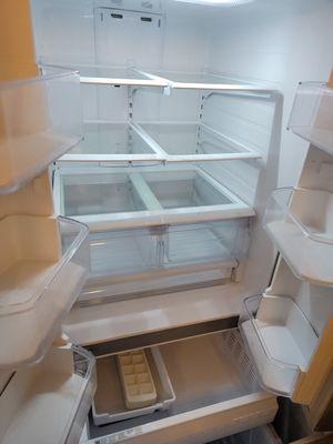 Super clean fridge!