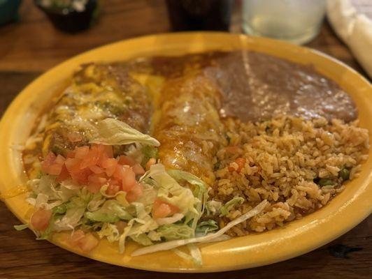 Crispy Chili Relleno and Chicken Enchilada combo