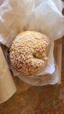 Salt bagel