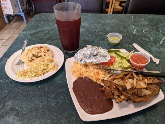 Carne asada, papusa, agua de jamaica