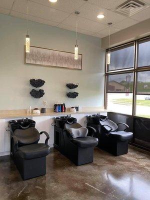 Beauty Salon services available