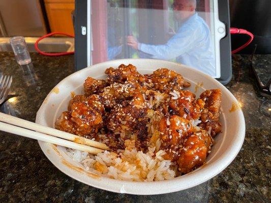 Sesame Chicken (Walter white in background, just before missing the two brothers sent to ....)(no spoilers)