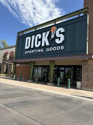 DICK'S Sporting Goods