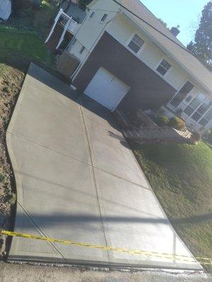 M & M Concrete Designs LLC