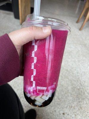 Dragonfruit smootea with jelly and bobba