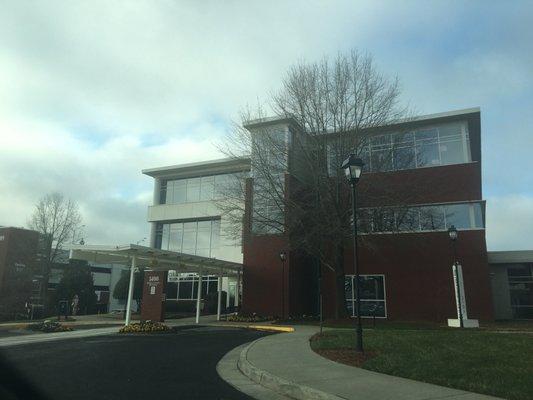 Medical office building next to parking deck