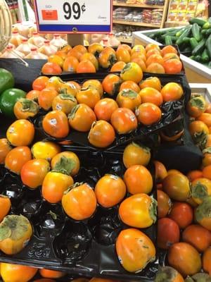 Fresh Hachiya Persimmons