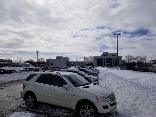 Illinois Secretary of State Driver Services Facility