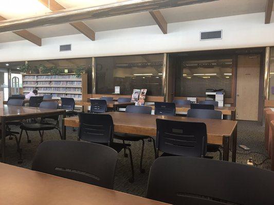 Study tables with outlets at the end 3 tables.