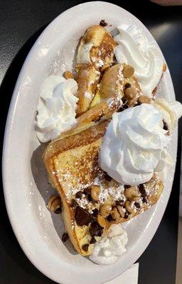 Chocolate & Peanut Butter French Toast