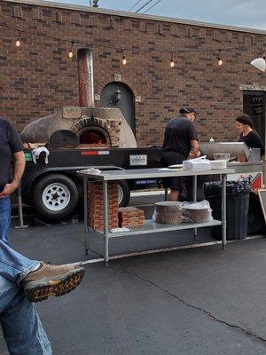 The master pizzaiolo at work!