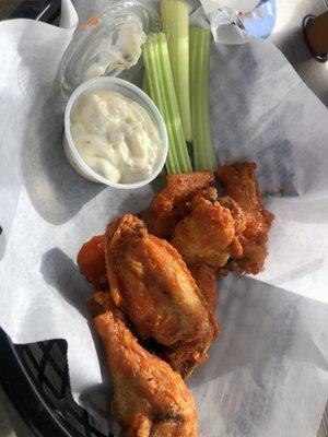 Wings with tartar sauce?  Was supposed to be blue cheese...