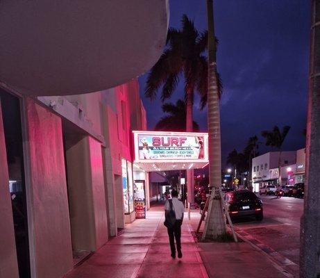 The worst shop in miami beach! Don't go! Never!