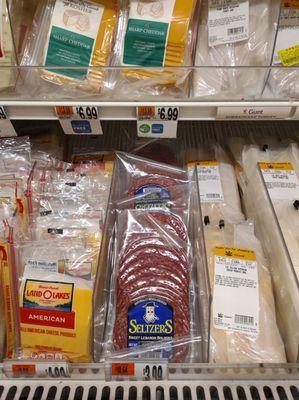 Pre Sliced & prepackaged deli meat & cheese. #seltzersbologna #landolakescheese @yelpdc