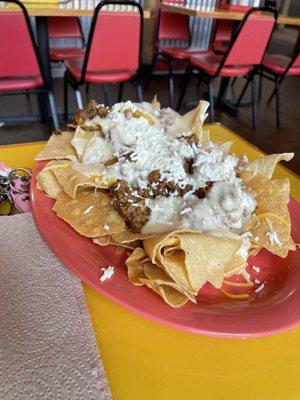 Seasoned Ground Beef Nachos