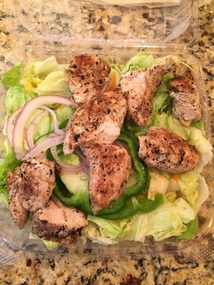 Fresh garden salad with grilled chicken (ordered without tomatoes)