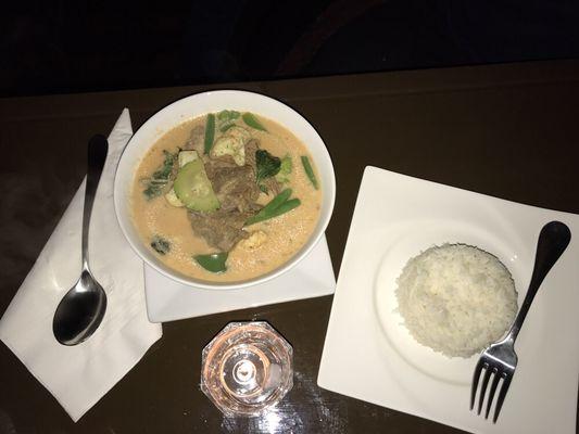 Red curry with beef