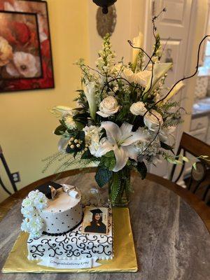 Beautiful floral arrangement she made for the centerpiece..  It was at "Falling Rabbit" in Duluth.  Incredible beautiful Venue to